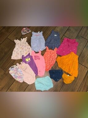 Adorable baby girls clothing bundle- 6/9 months